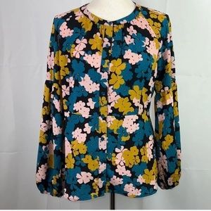 Cabi Favorite Top, Size L, Fall ‘21 release Style #4158